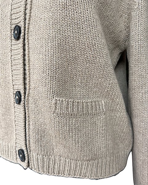 Cozy cardigan in soft greige 