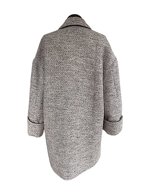 Splendido cappotto da donna con armatura natté, panna