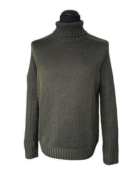 Elegant dark green roll-neck sweater 
