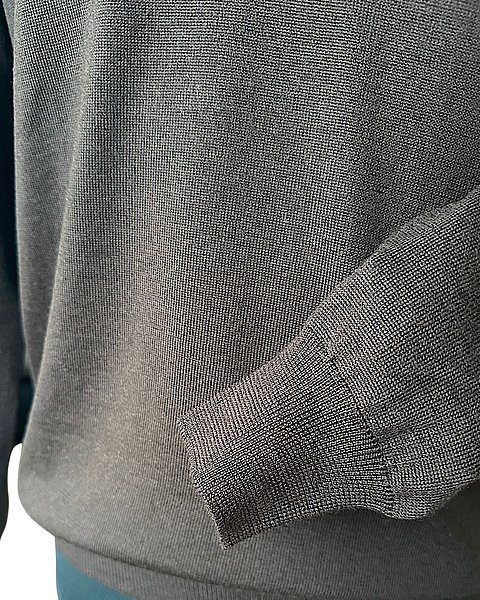 Timeless V-neck sweater, dark brown 