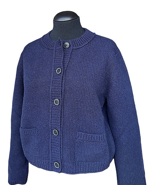 Morbido cardigan in un delicato grigio-beige (greige) 