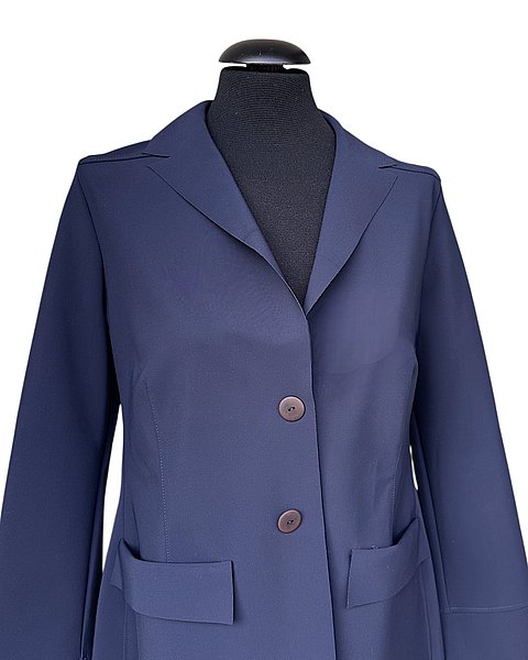 Figurnaher Blazer mit klassischem Schnitt, dunkelblau