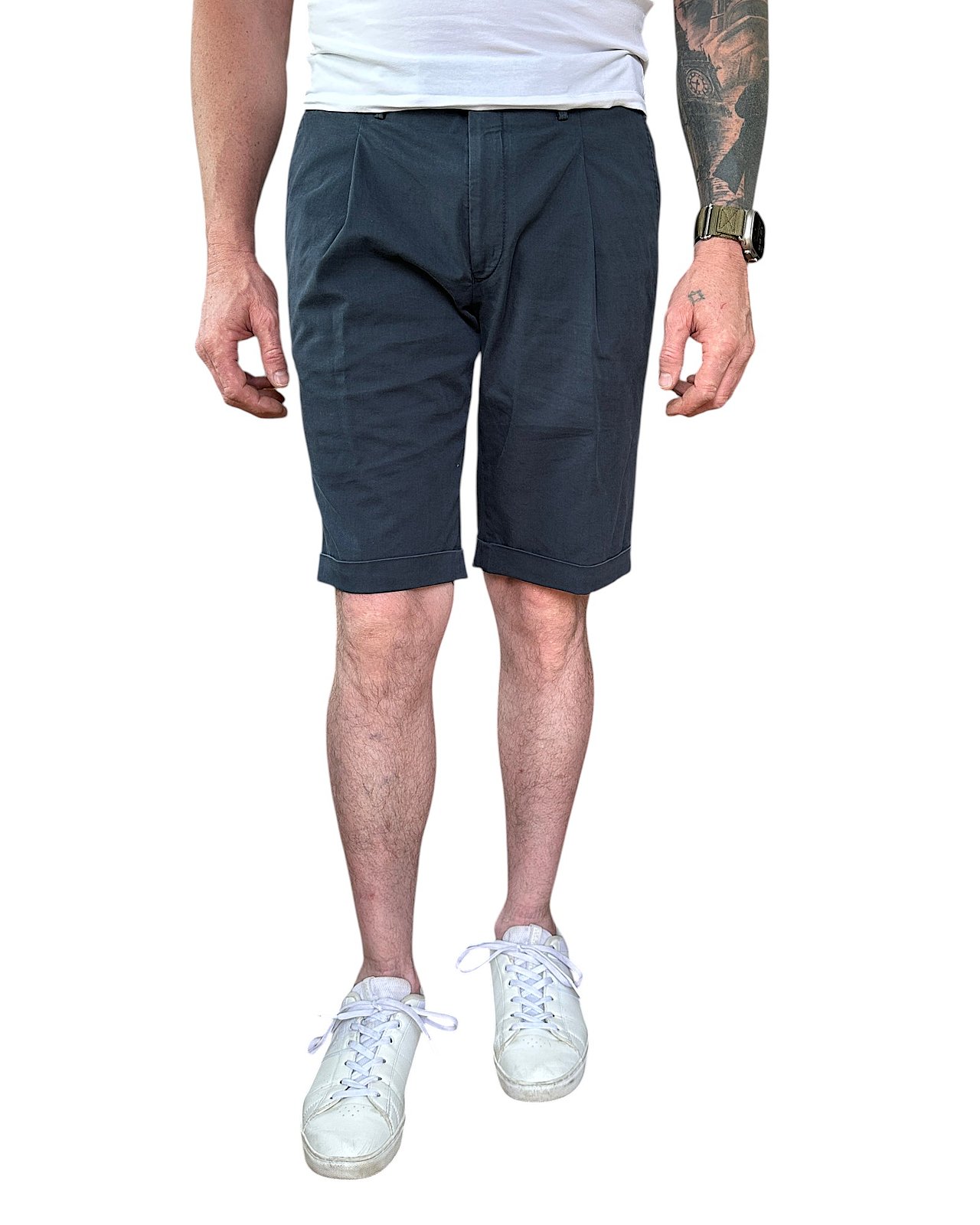 Stylische Bermuda mit Bundfalte, dunkelblau