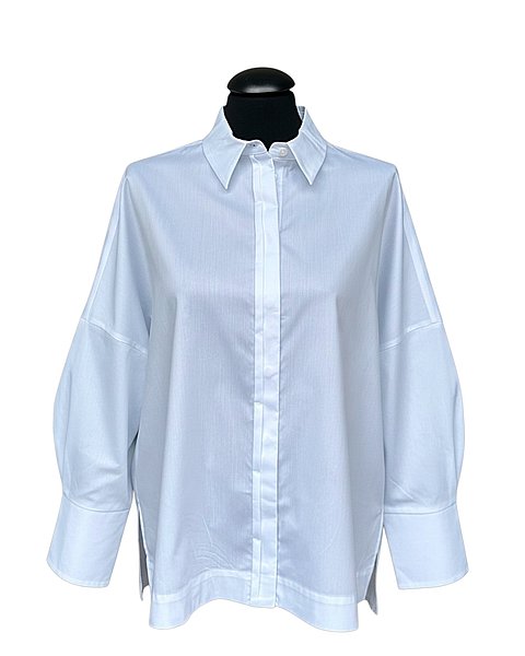 Camicia ampia dal design essenziale, bianca
