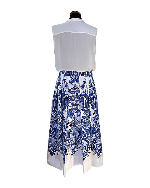 Wunderschöner Maxi-Rock mit azurblauem Majolika-Print