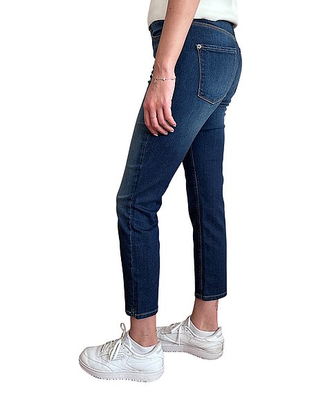 Moderne Cropped-Jeans in dunkelblau
