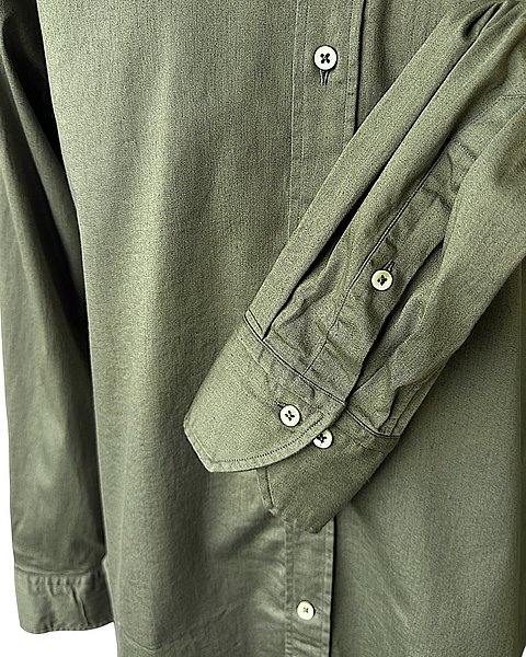 Stylish denim shirt in dark green 