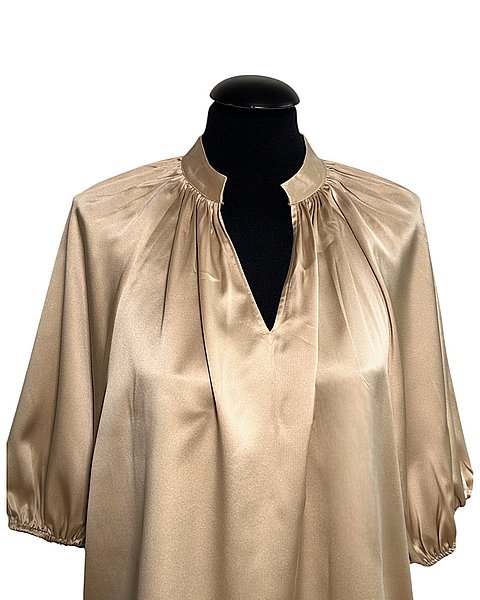 Camicia elegante in seta con maniche a 3/4, irish cream 