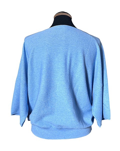 Cashmere-Baumwoll-Pullover in hellblau mit U-Boot-Ausschnitt