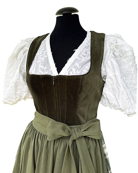 Edles Midi-Dirndl mit grünem Samtmieder und Karo-Rock 