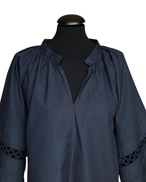 Splendida blusa stile tunica blu scuro 