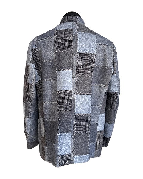 Cooler, gefärbter Patchwork-Blazer, blau