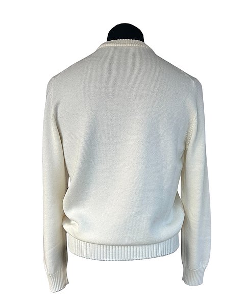 Wunderschöner, cremeweißer Pullover mit Rundhals-Ausschnitt