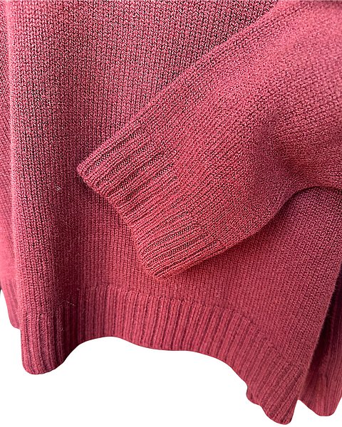 Stilvoller Pullover mit V-Ausschnitt, dunkelrot 